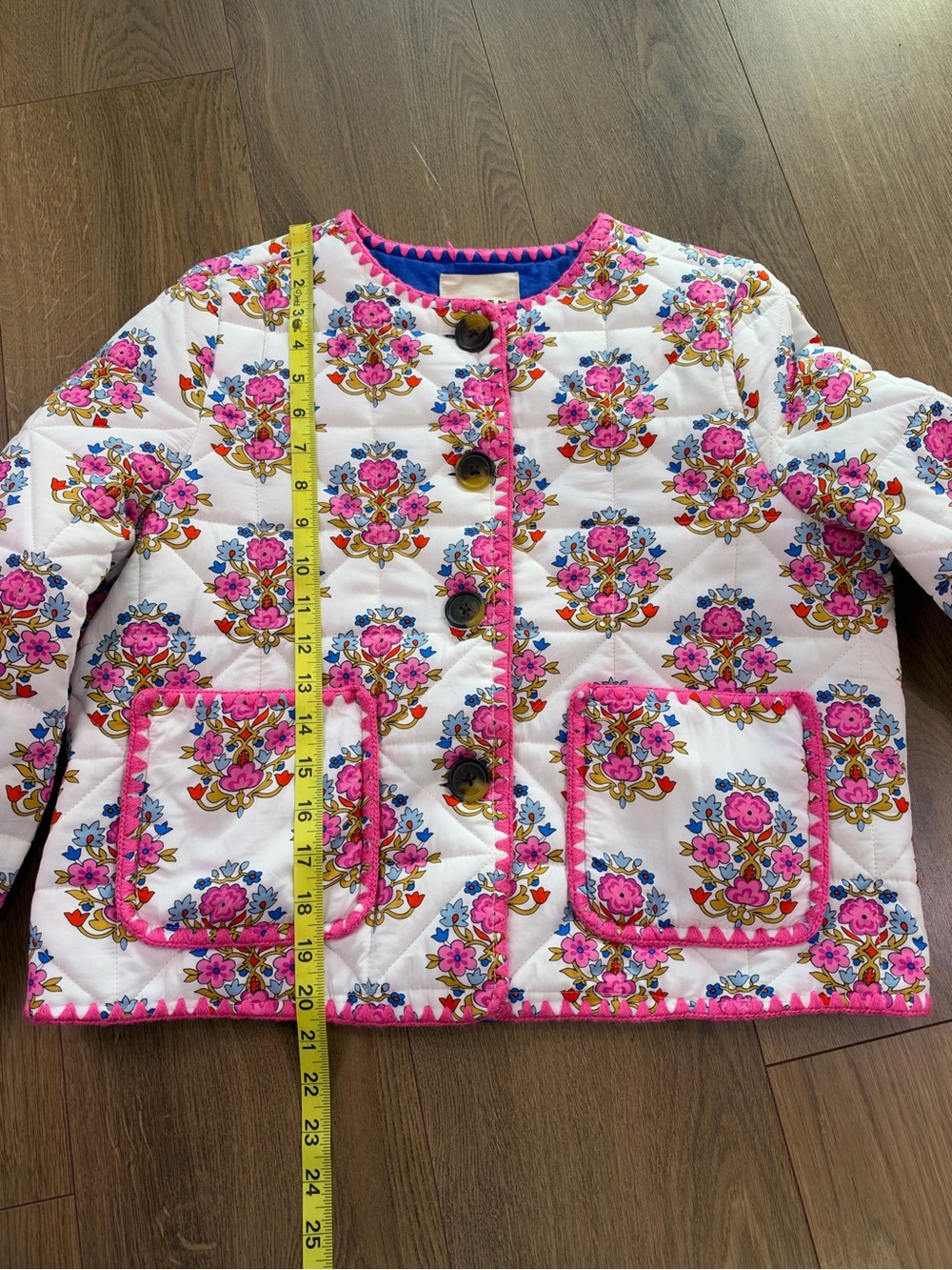 Boden Chelsea Quilted Jacket In Wildflower Stamp White Pink Size 6 - Picture 14 of 14